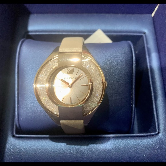 Swarovski crystal womens watch - new in box.